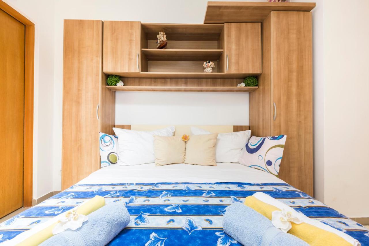 Apartmani I Soba Roberto I Mirjana Валун Екстер'єр фото