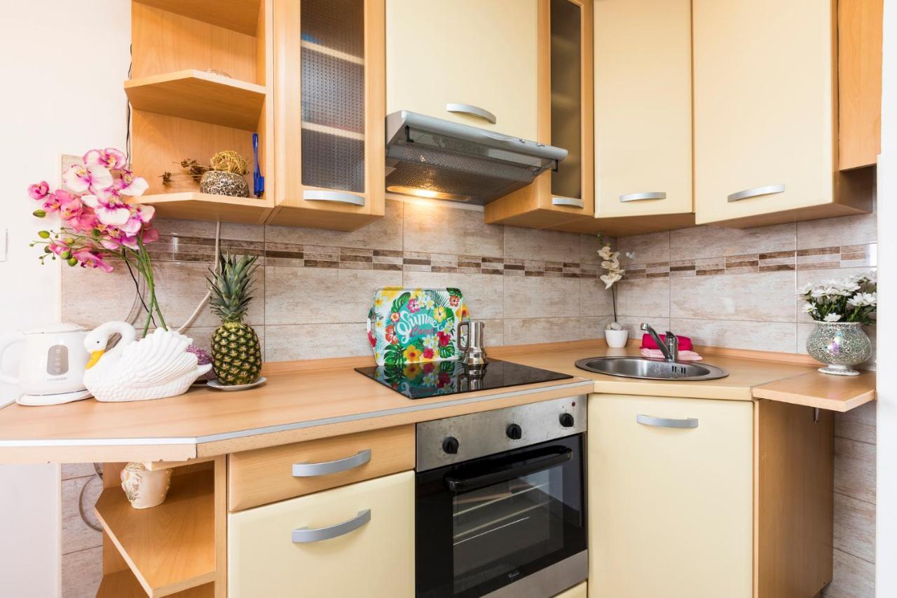 Apartmani I Soba Roberto I Mirjana Валун Екстер'єр фото
