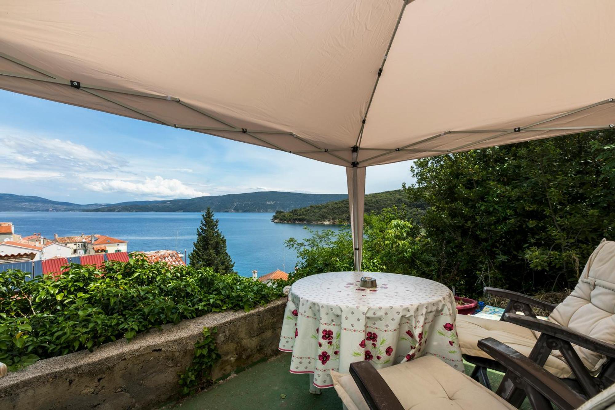 Apartmani I Soba Roberto I Mirjana Валун Екстер'єр фото