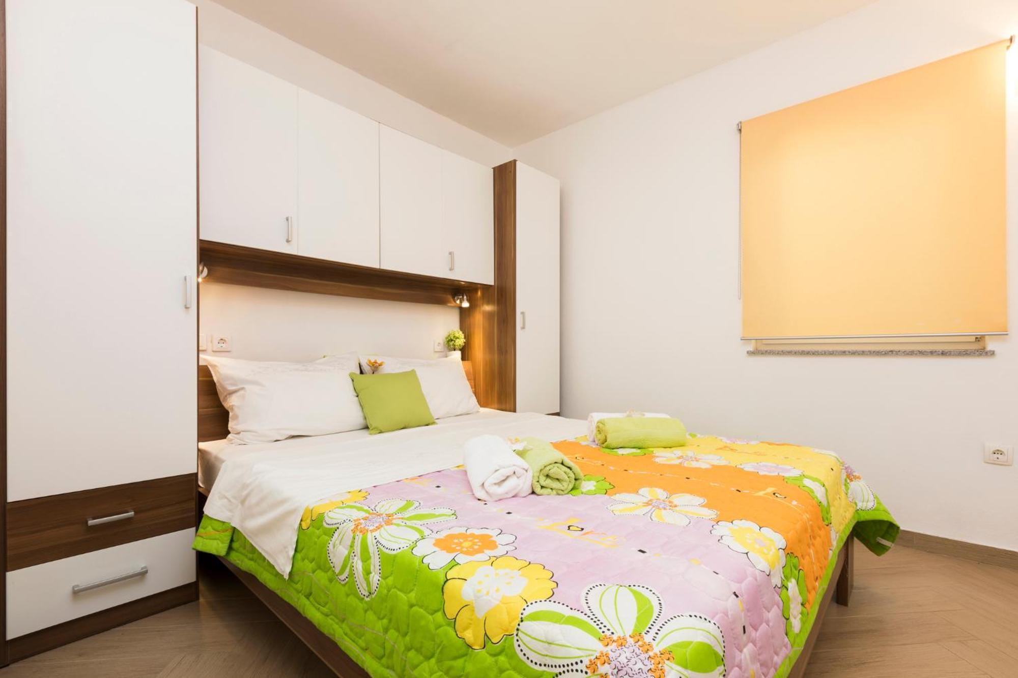 Apartmani I Soba Roberto I Mirjana Валун Екстер'єр фото