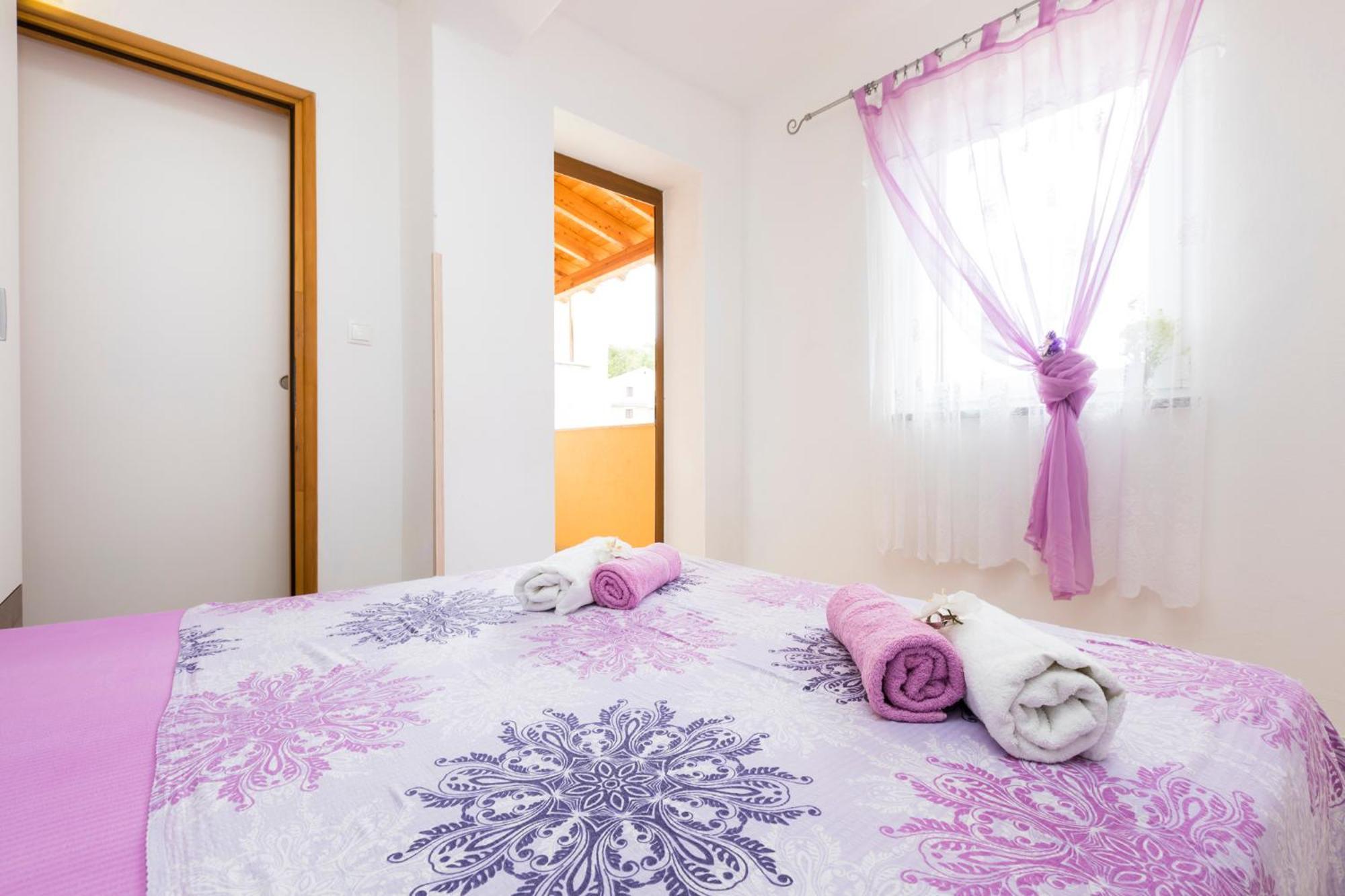 Apartmani I Soba Roberto I Mirjana Валун Екстер'єр фото