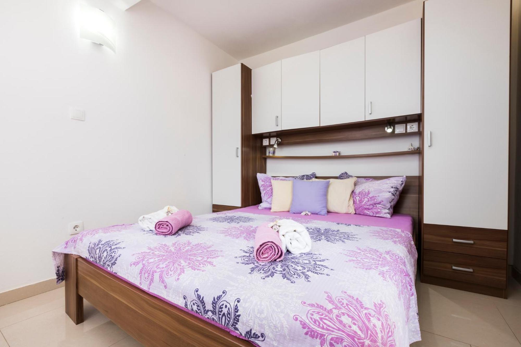 Apartmani I Soba Roberto I Mirjana Валун Екстер'єр фото